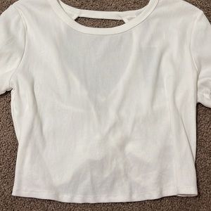 White cropped shirt with open tie back